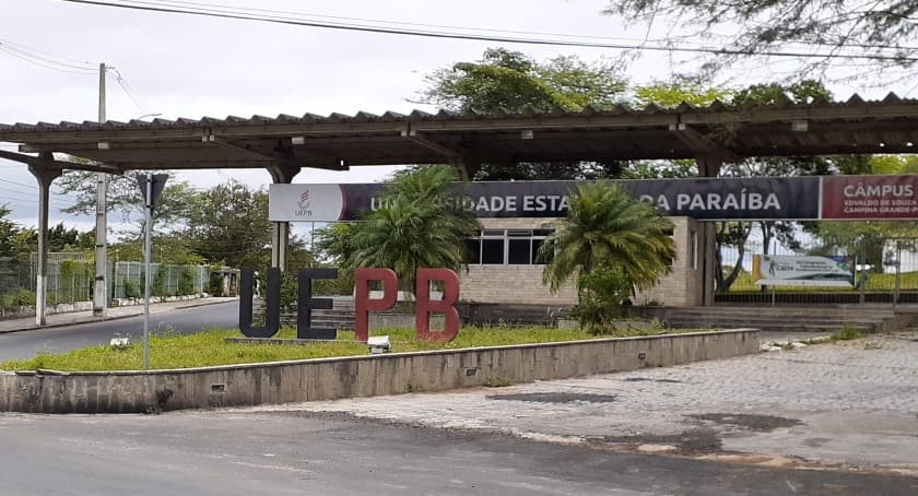 UEPB publica editais para ingresso de graduados e seleção via notas do Ensino Médio